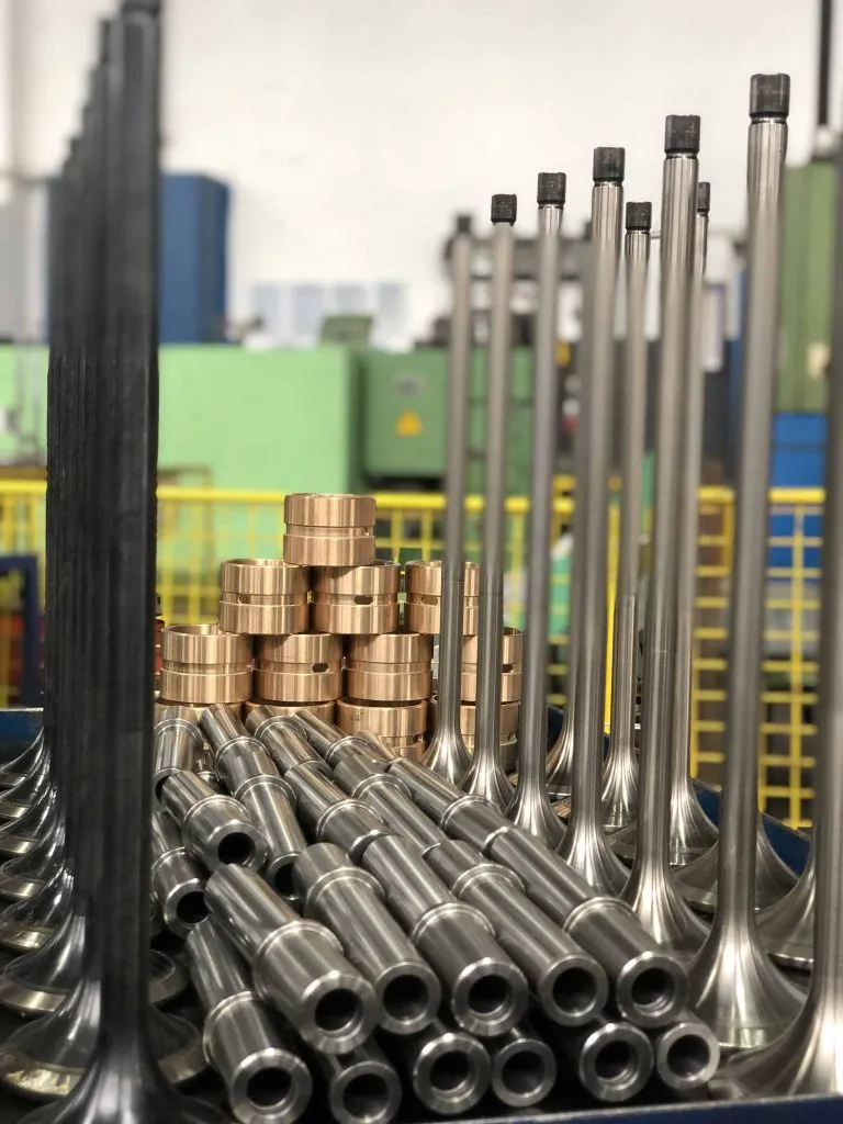 IMG_E8476-min-768x1024