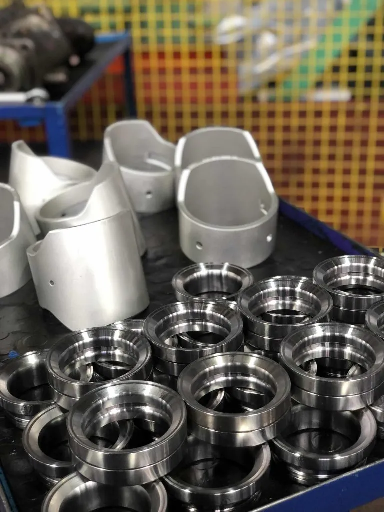 IMG_E8477-min-768x1024